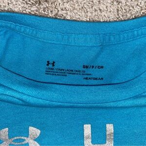 Under Armour blue tee